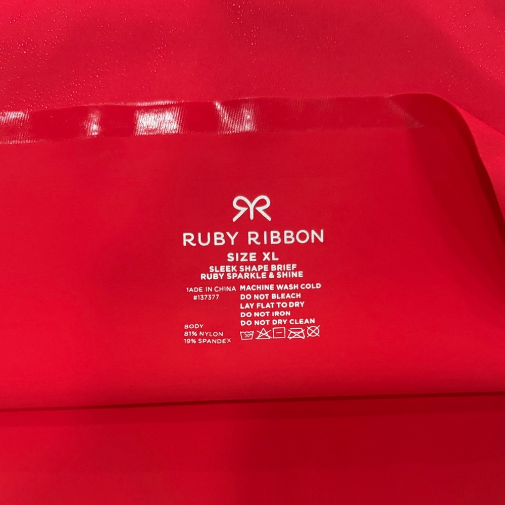 Ruby Ribbon Shaping Brief in Red Glitter - Picture 3 of 5